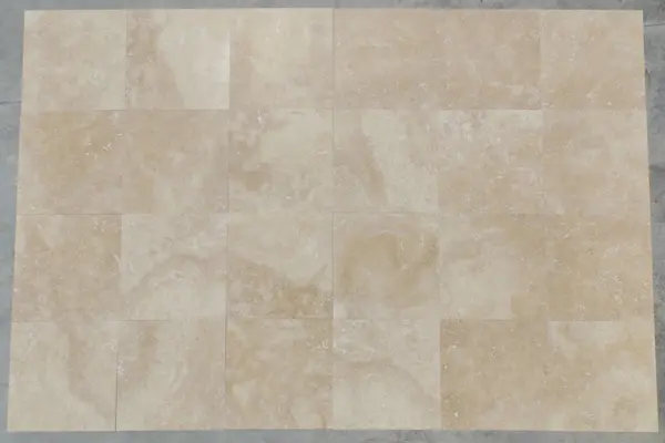 Classic Light Travertine Honed Filled 61x61x1,2cm